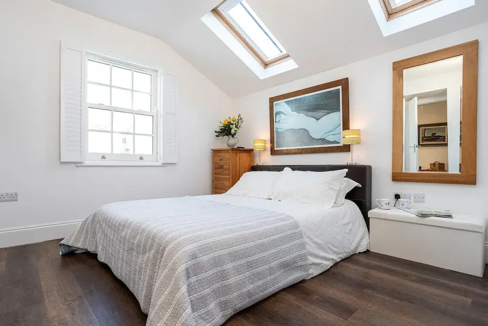 Lighthouse With Sea-views in Cumbria, No Deposit