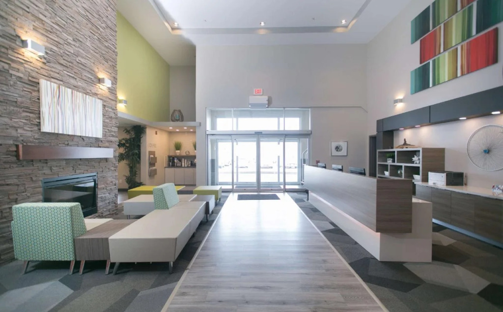 Best Western Plus Dartmouth Hotel & Suites