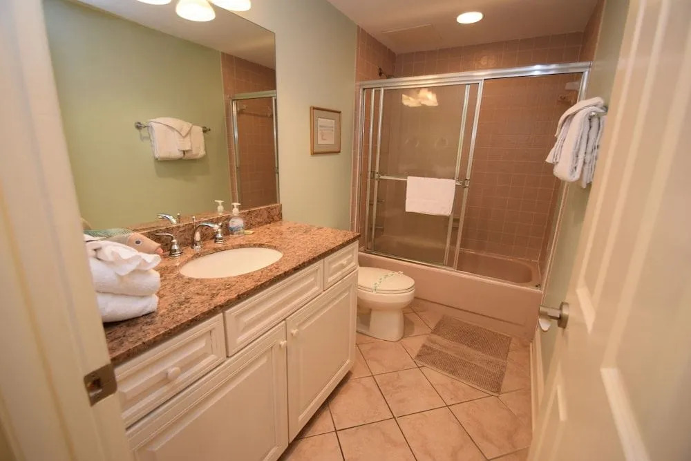 Broadmoor 205
