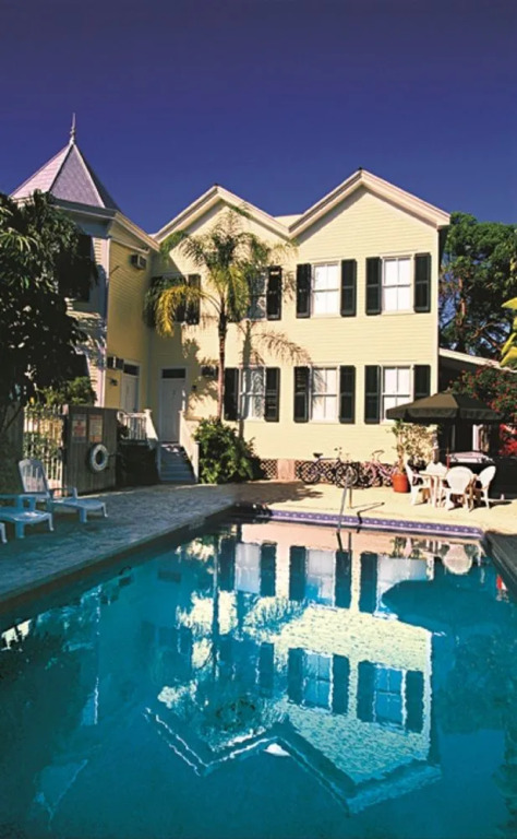 La Pensione Inn - Adult Exclusive