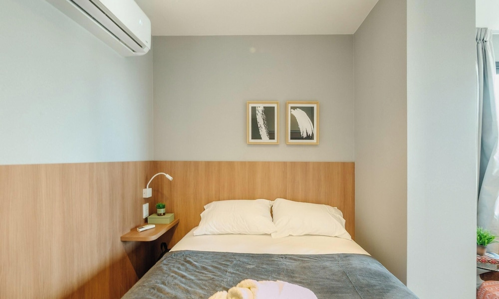 Stay With Style and Convenience in Salvador LIV