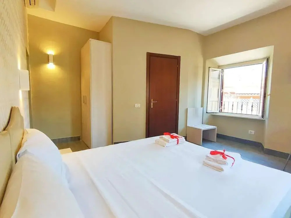 Flavia Suite