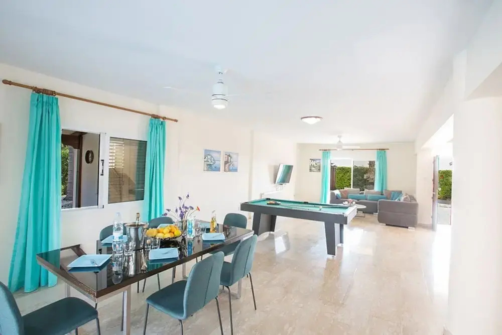 Luxury 4 Bedroom Villa With Private Pool, Sotira Villa 1301