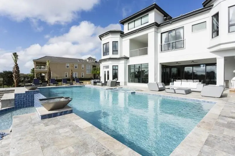 Villa W172 Luxury 12 Bedroom House Sleeps 30