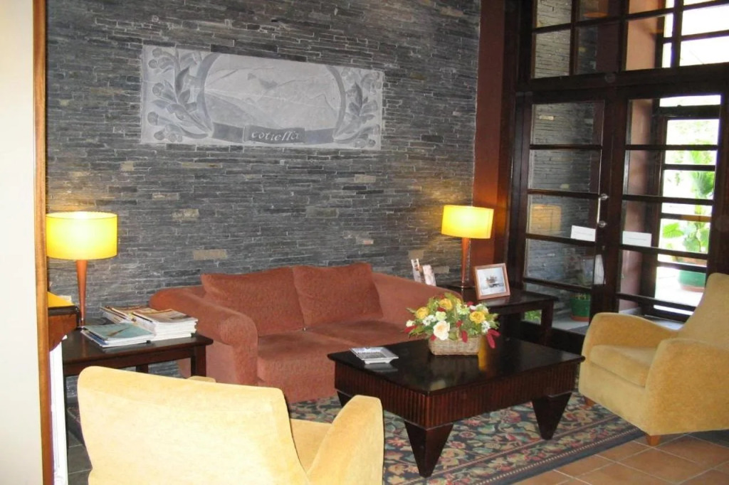 Hotel Cotiella