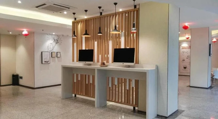 Hanting Hotel Binjiangdao