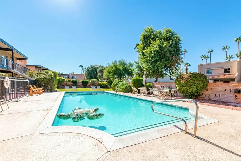 'casa Feliz' Old Town Condo w/ Patio & Pool Access