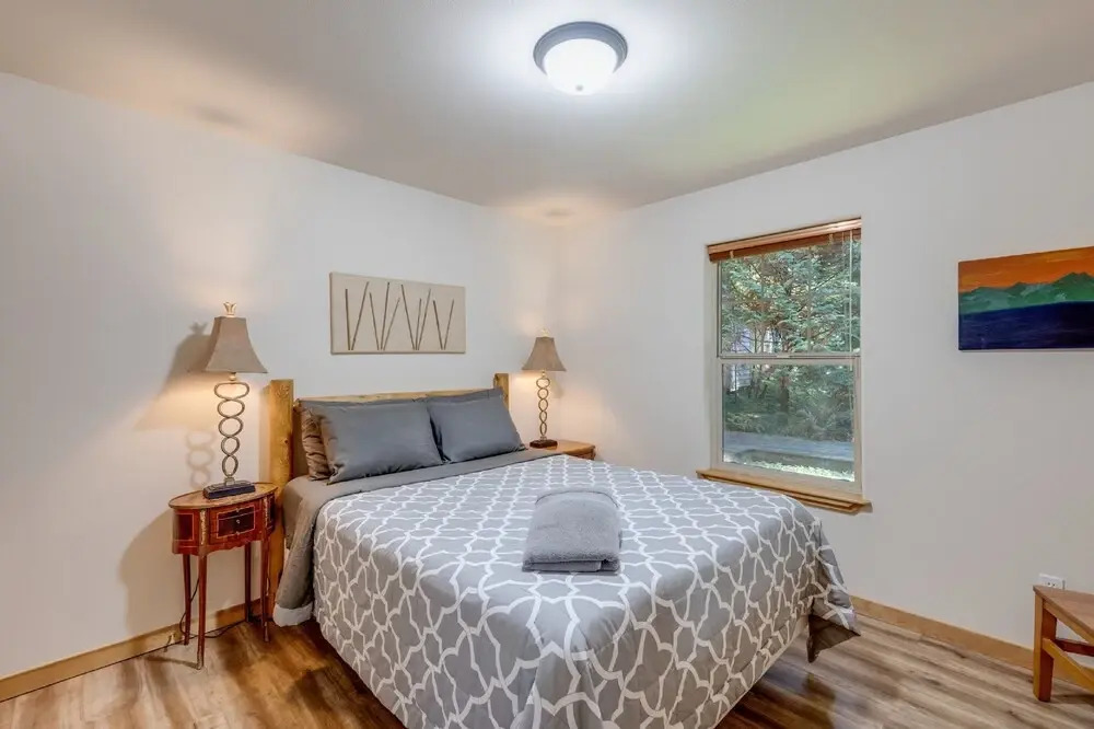 61MBR - Hot Tub - Wi-Fi - Pets Ok - Sleeps 6