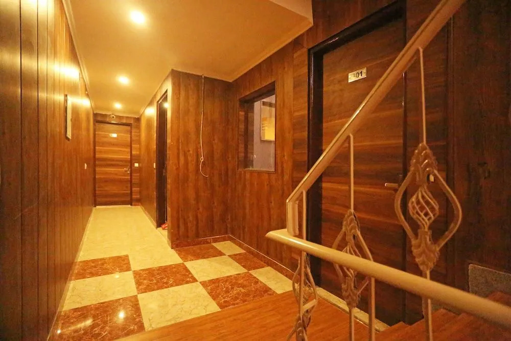 Hotel Deluxe Stay Inn