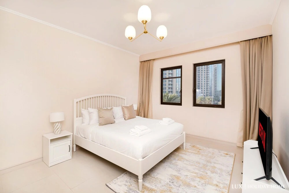LUX The Zaafran Burj Khalifa View Suite