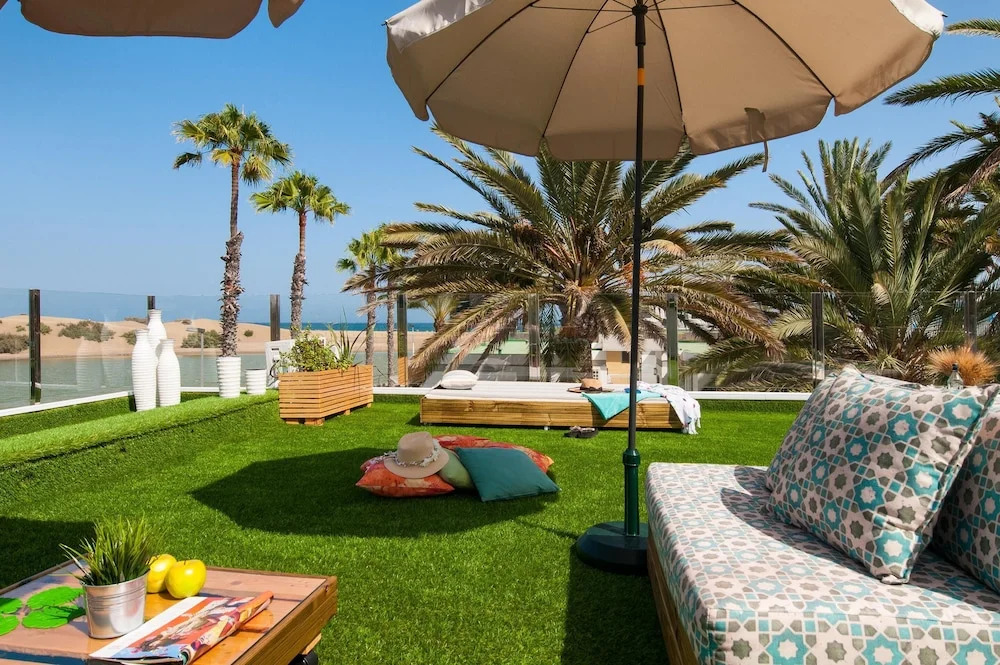 Maspalomas Beach Front Apartment Ref. AB