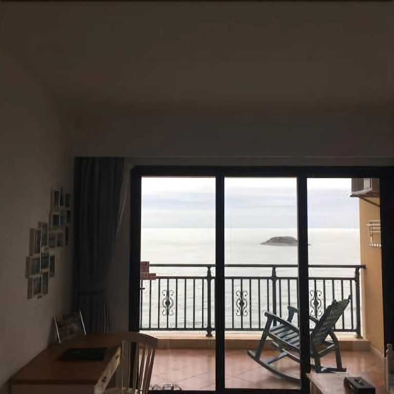 Fenghuang Shanshui Hongwan Sea View Holiday Hotel