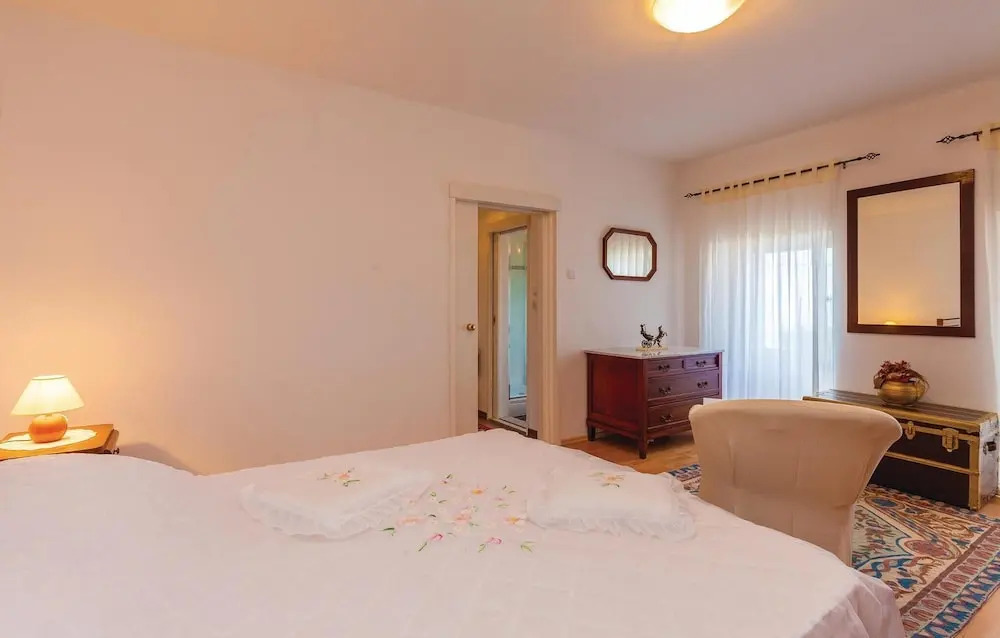 Nice Home in Kostrena With Wifi and 3 Bedrooms