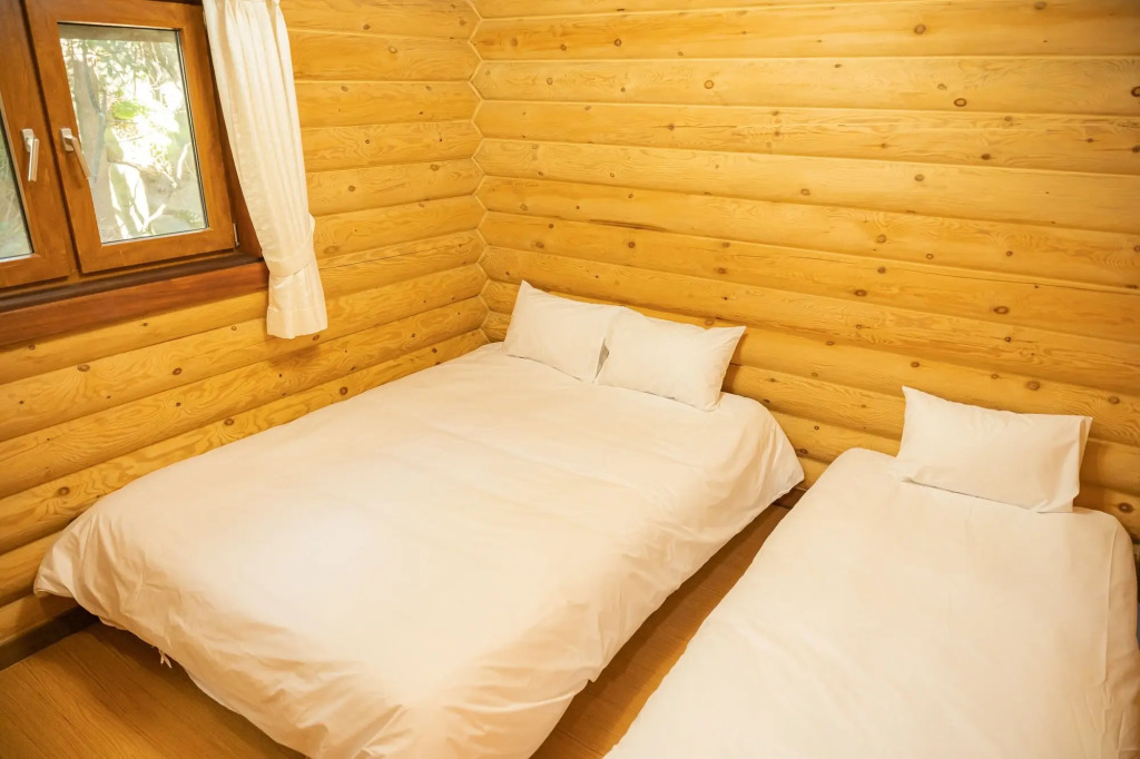 Jungmun Log Pension & Resort