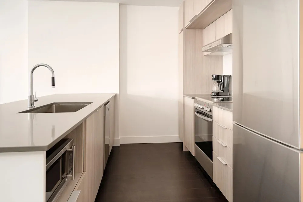 Beautiful Griffintown Suites by Sonder
