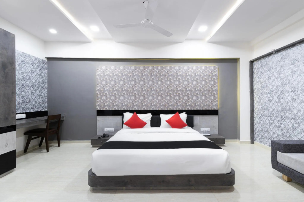 CAPITAL O64125 Hotel Tgt