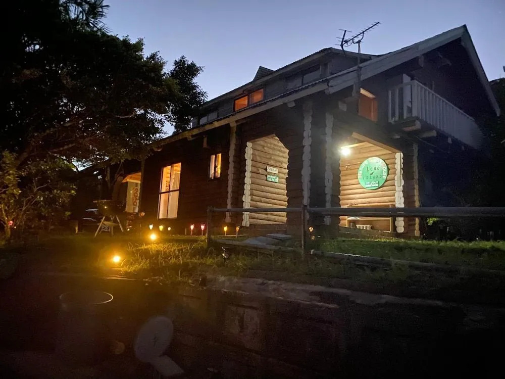 Guest House Long Island - Hostel