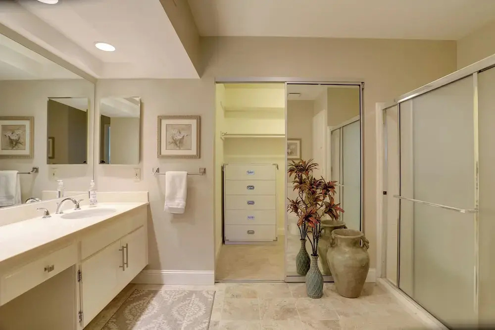 Resort Amenities: Rancho Mirage Country Club Home