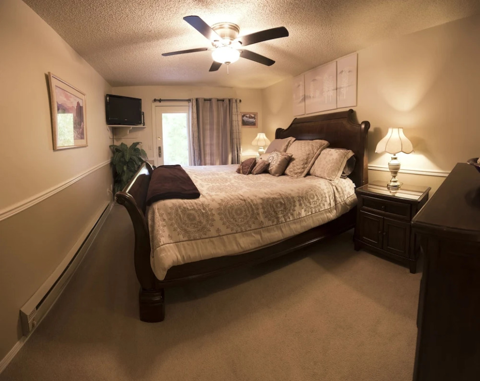 Black Bear Manor