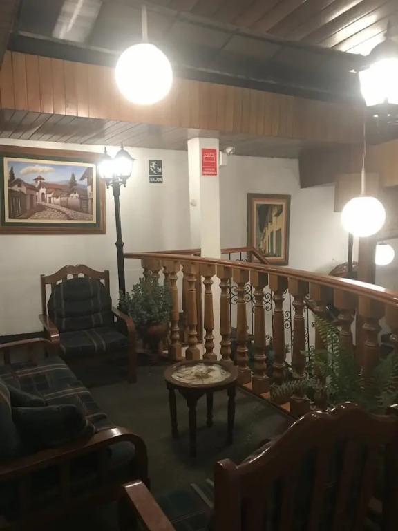 Hostal Santa Apolonia
