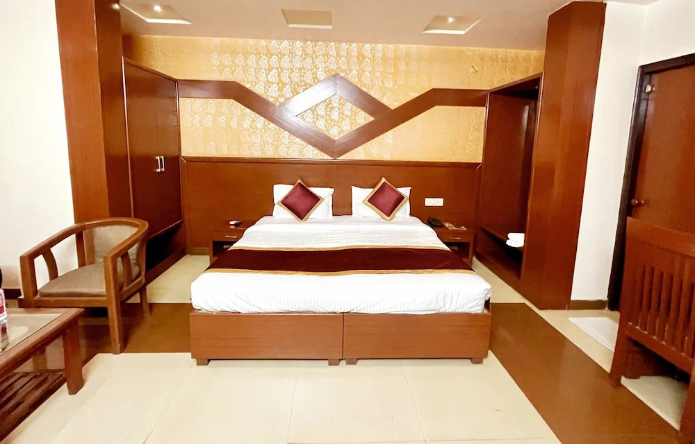 Saubhagya Inn