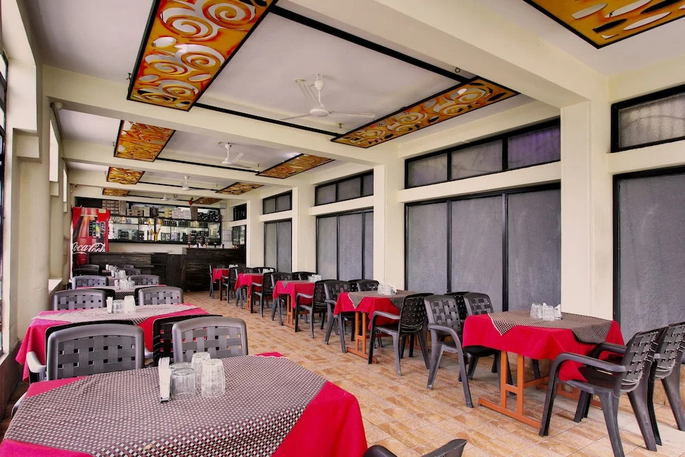 OYO 30475 Sangam Residency