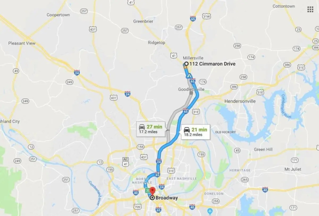 20 minutes to Downtown Nashville w/ Fenced in Yard
