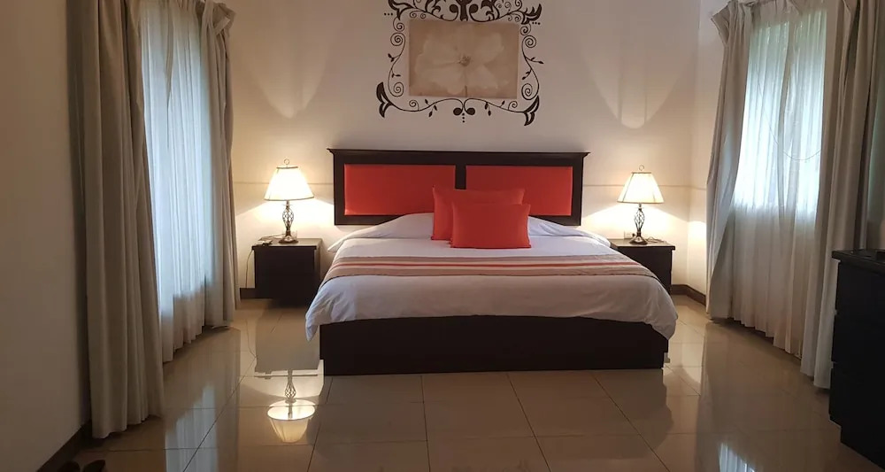 Hotel Lapas Volando