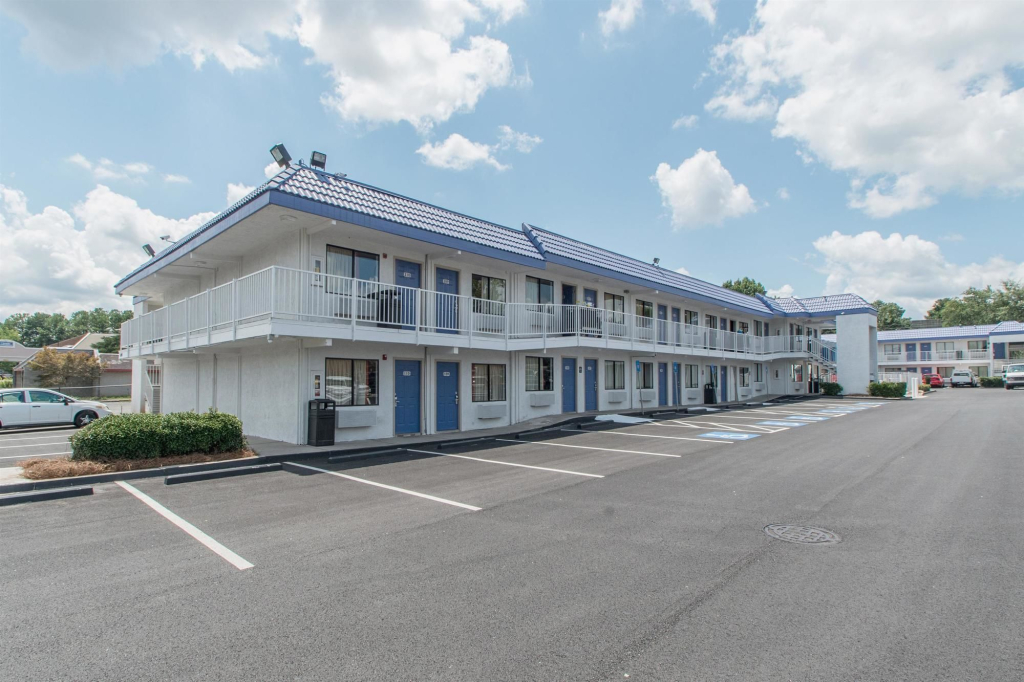Motel 6-Norcross, GA - Atlanta Northeast