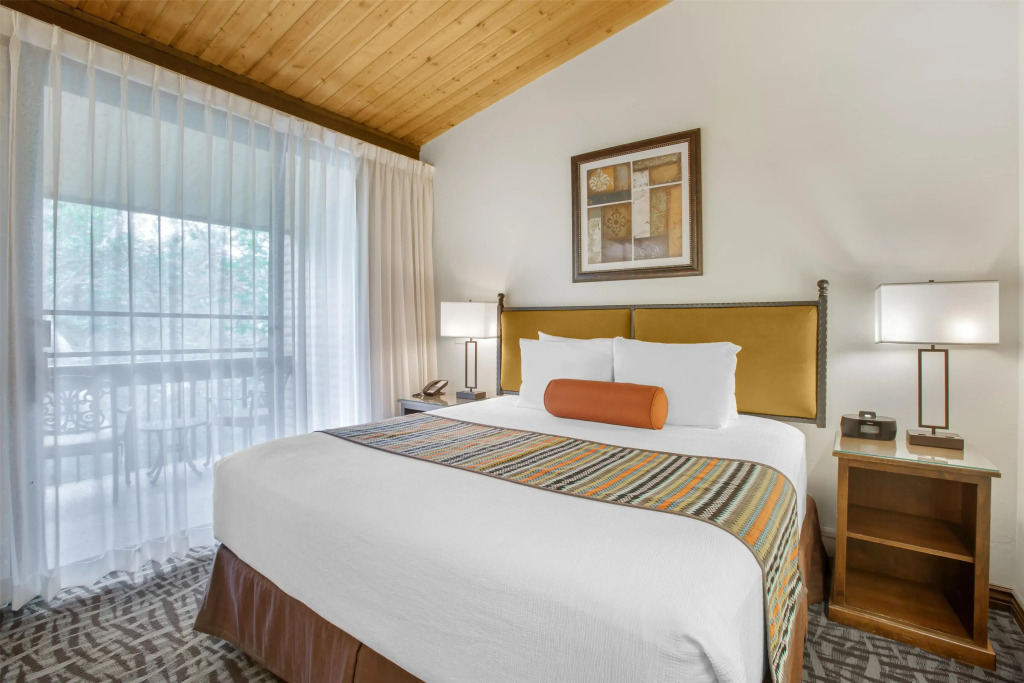 Best Western Plus Arroyo Roble Hotel & Creekside Villas
