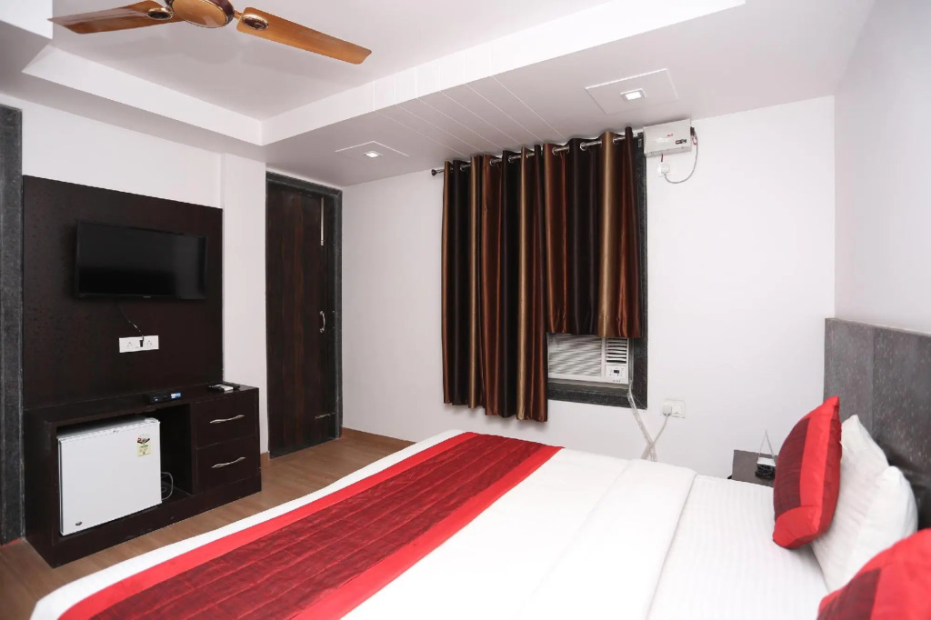 OYO 9812 Kanchan Residency