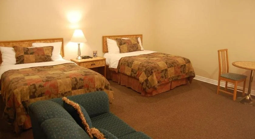 Barons Motor Inn