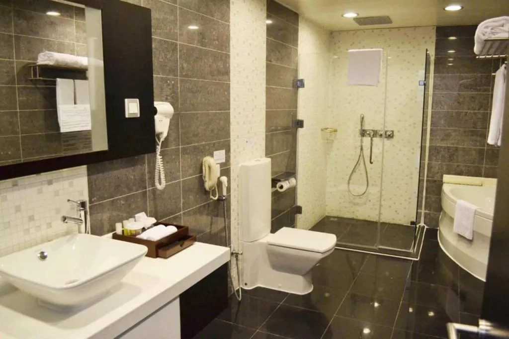 Holiday Villa Hotel & Residence City Centre Doha