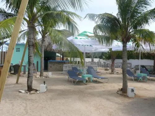 Apartment 1 And 5 In Windsock Beach Resort