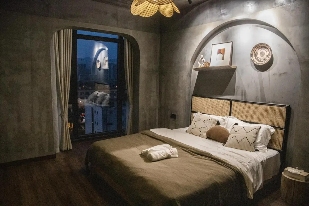 Locals Apartment Place 18