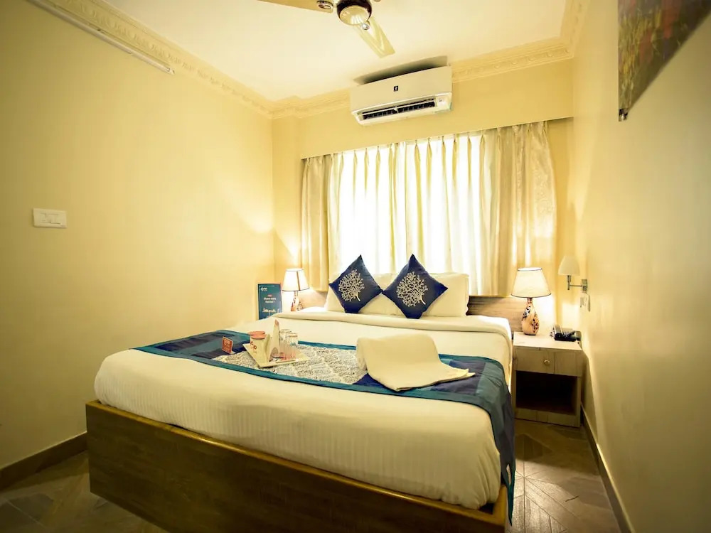 OYO 1758 Hotel Balaji Inn