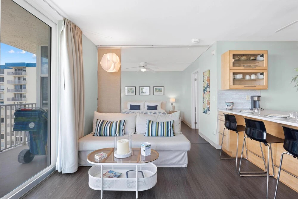 Estero Beach & Tennis 908-b