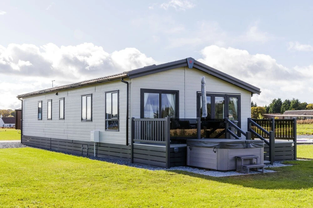 "Saltire Lodge 35 With Hot Tub At 5 Star Resort"