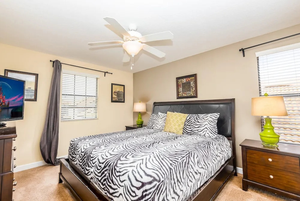 1440cg 7 Bedroom Home