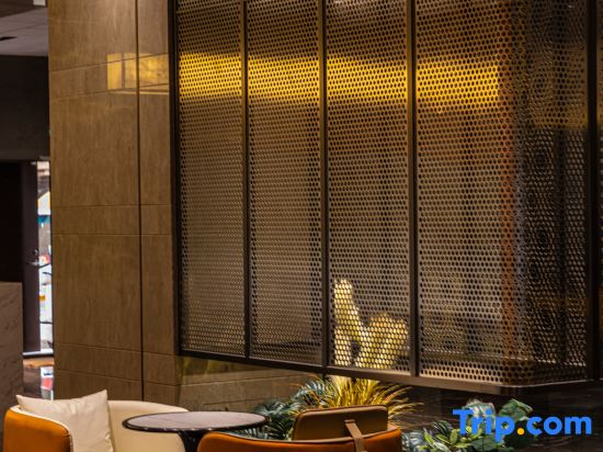 Ruyi Feitian International Hotel (Qilihe Bridge Branch, West Lanzhou Railway Station)