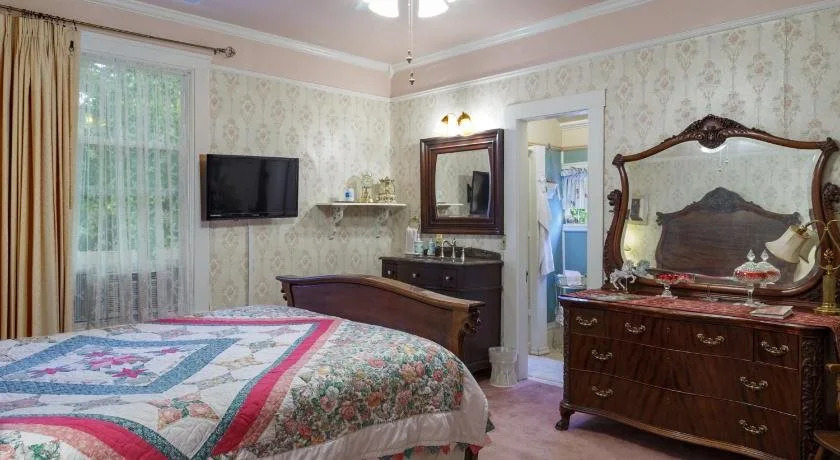 Roseberry House Bed and Breakfast