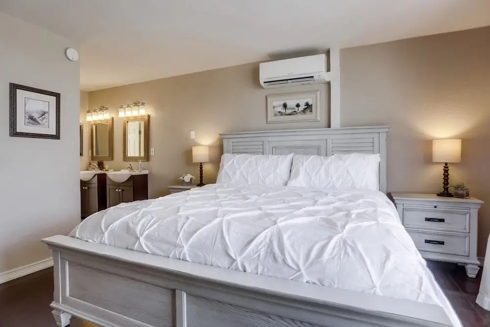 Waterfront Getaway 1 3 Bedrooms 3 Bathrooms Townhouse