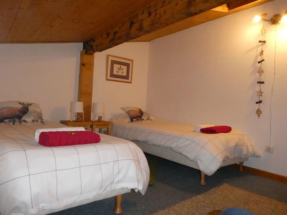 Central Hostel Chatel