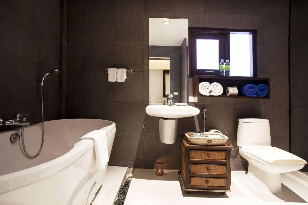 Safari Beach Hotel Patong