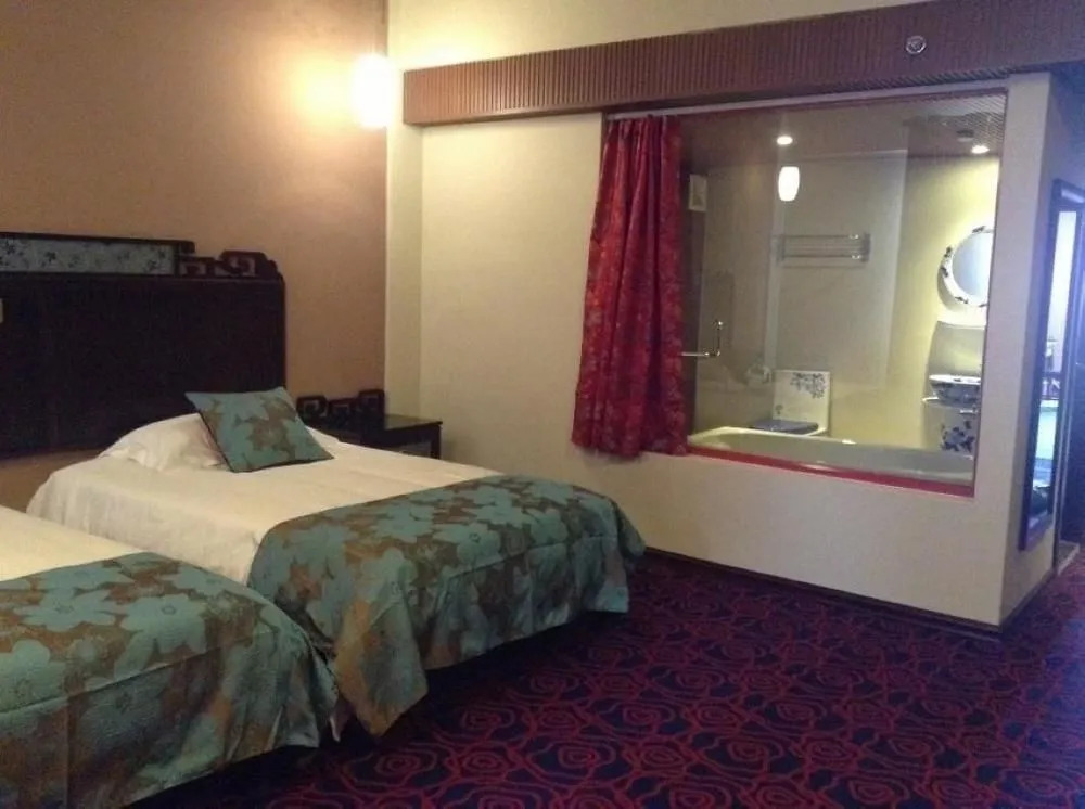 Yangshuo Xiangshan international hotel