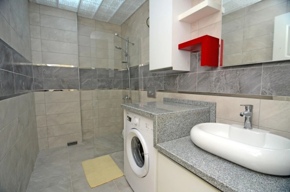Luxury 2 Bedroom Flat 200 Meters to the sea