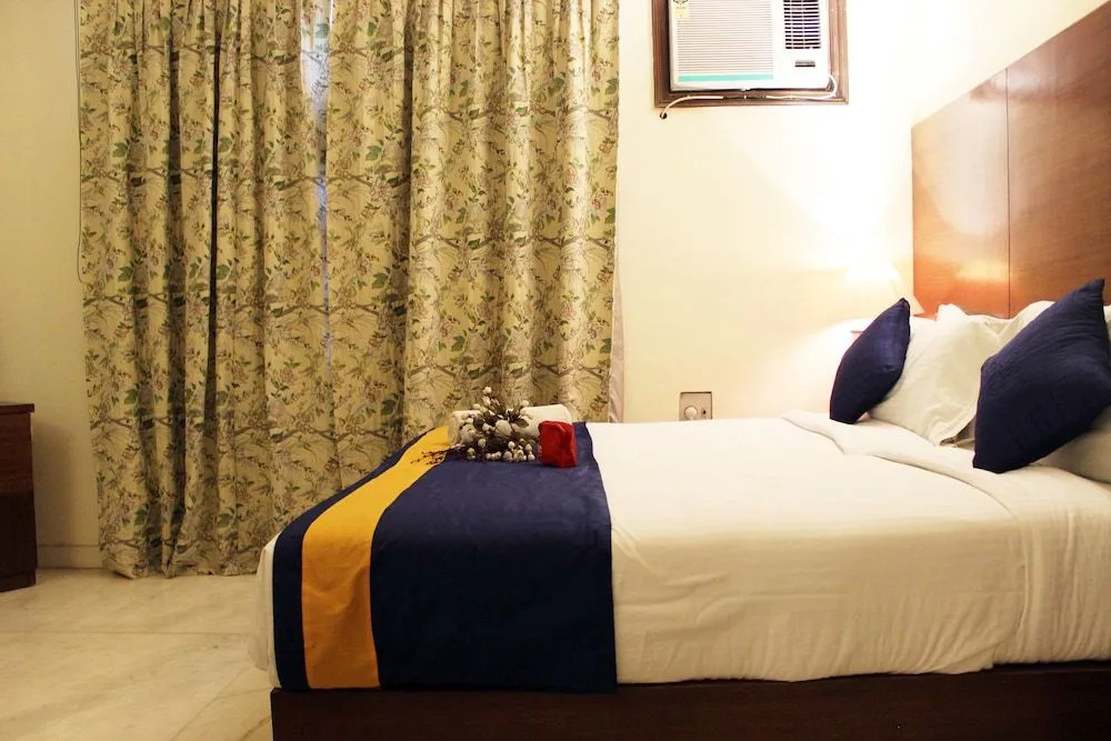 OYO 610 Hotel Residence Phase 3