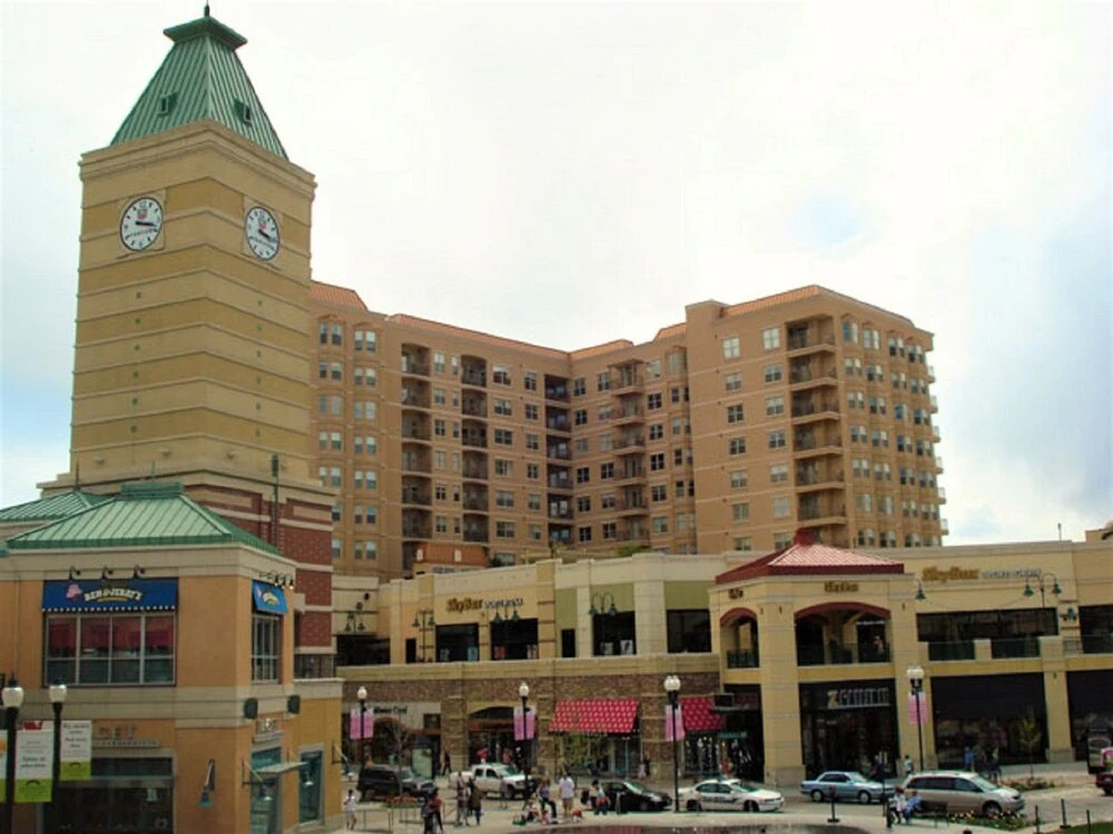 Luxury Condo in the Heart of the City