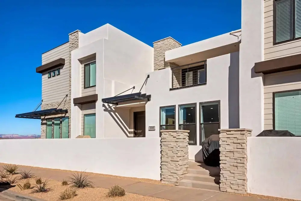 Mavericks Retreat townhouse