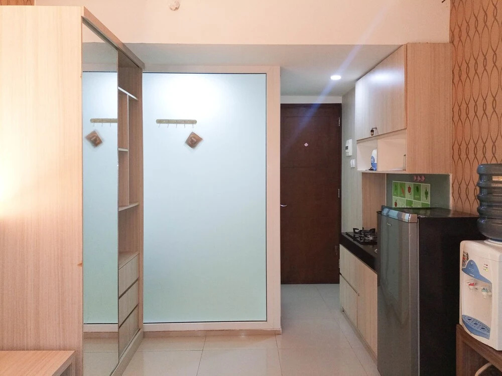 Minimalist and Good Studio at Vivo Apartment By Travelio
